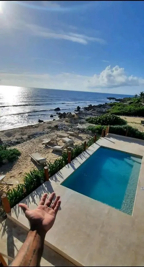 Punta Piedra Studios Isla Mujeres México